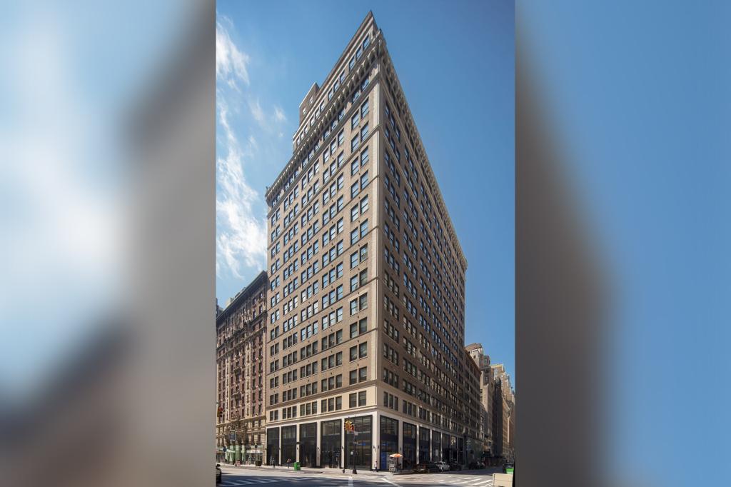 Century-old NYC office building signs two deals to reverse trend toward newer towers