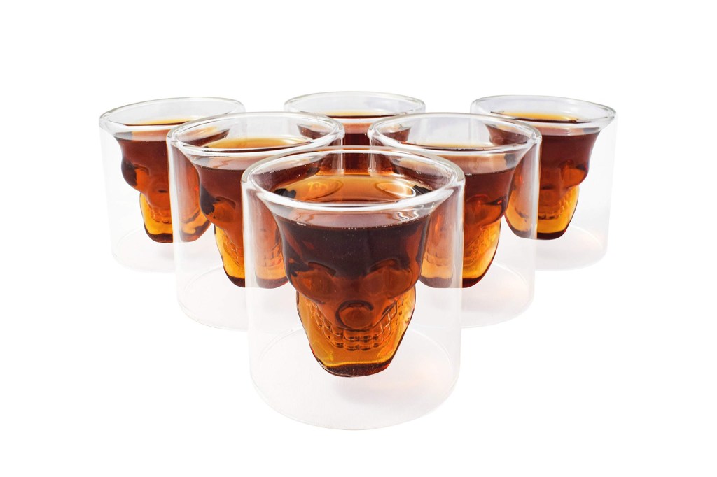 A set of skull-shaped shot glass glasses