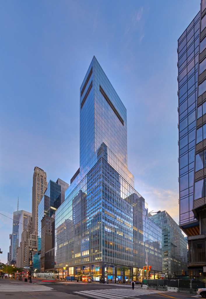 Munich Re, owner of the office building at 330 Madison Ave., paid off a $500 million loan.